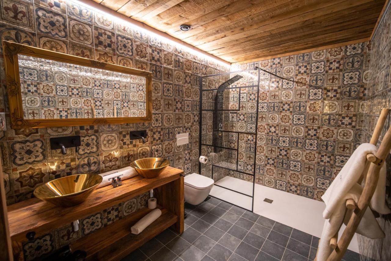 Hotel Somnifabrik Valderrobres Bagian luar foto