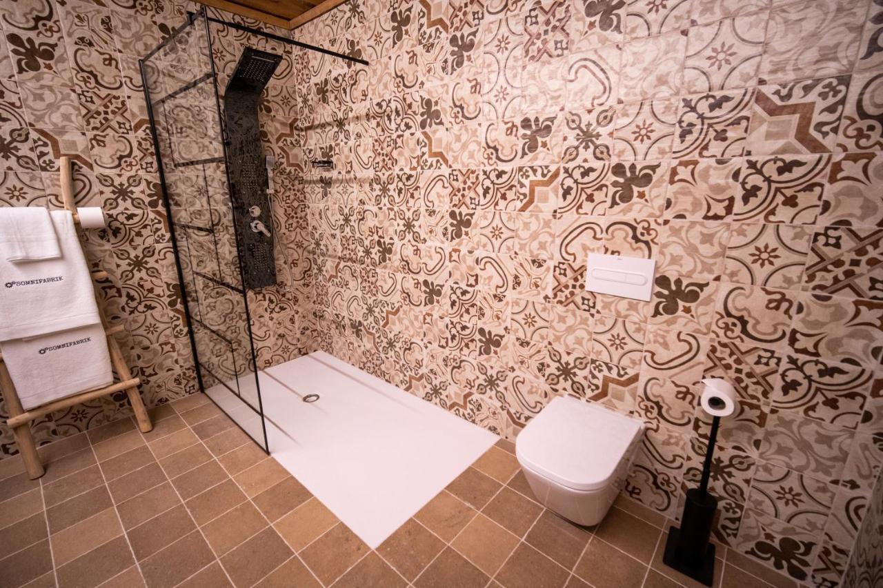 Hotel Somnifabrik Valderrobres Bagian luar foto