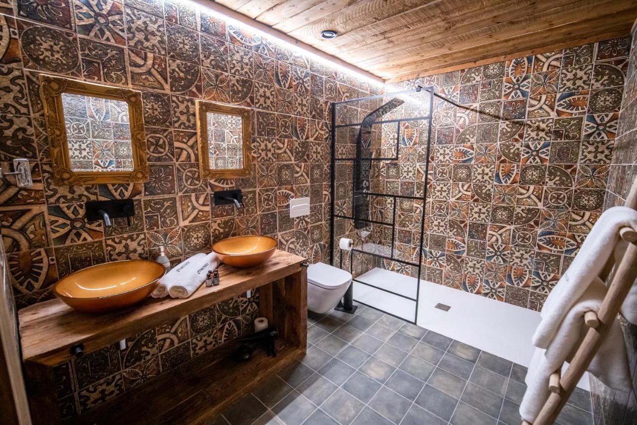 Hotel Somnifabrik Valderrobres Bagian luar foto