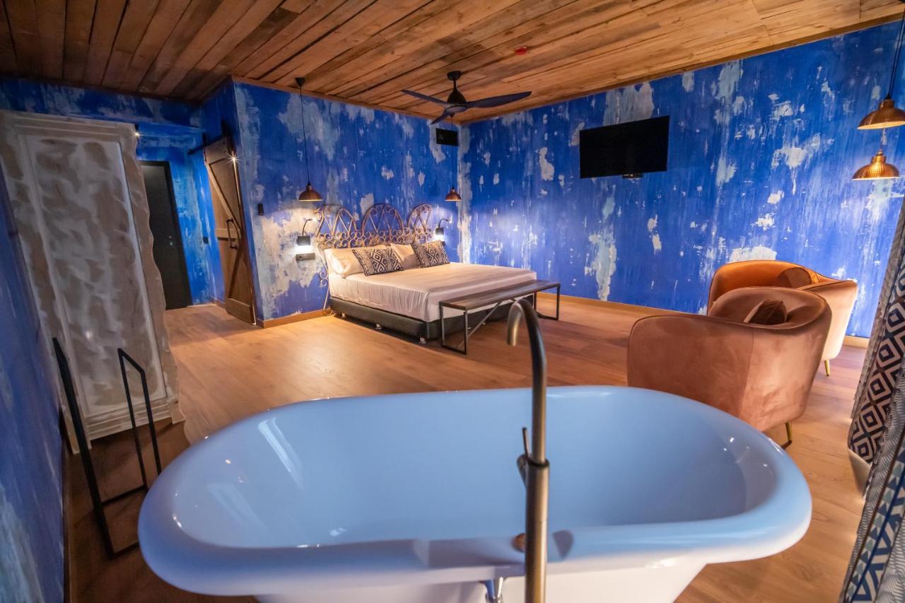 Hotel Somnifabrik Valderrobres Bagian luar foto