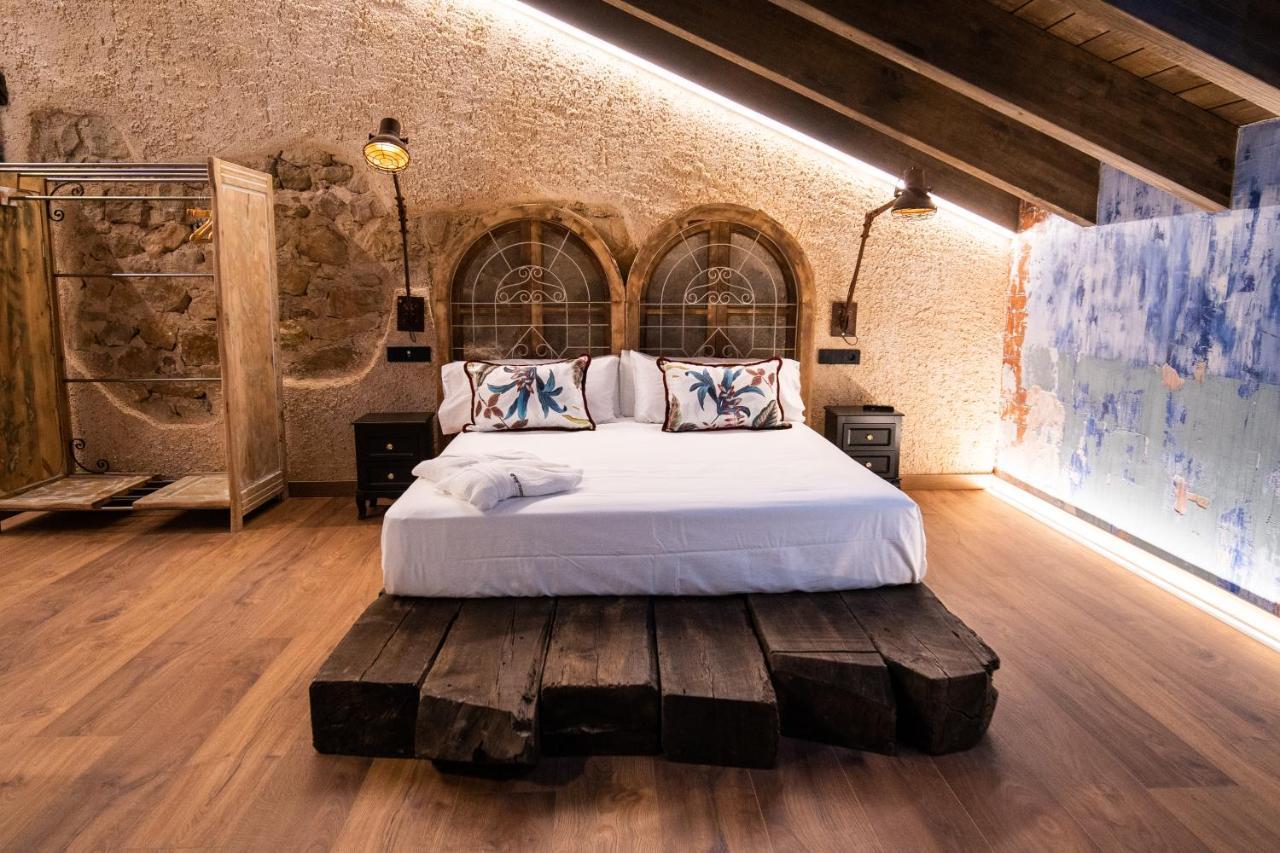Hotel Somnifabrik Valderrobres Bagian luar foto